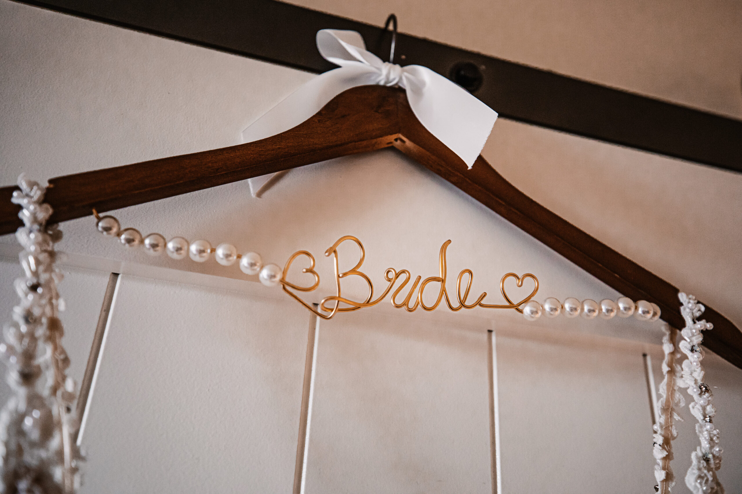 hanger for wedding dress